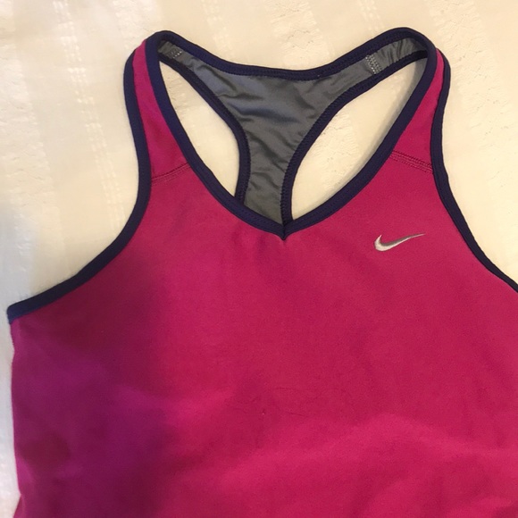 Ladies Nike Dri-Fit Built in Bra Fuchsia Racerback Top - Picture 3 of 9
